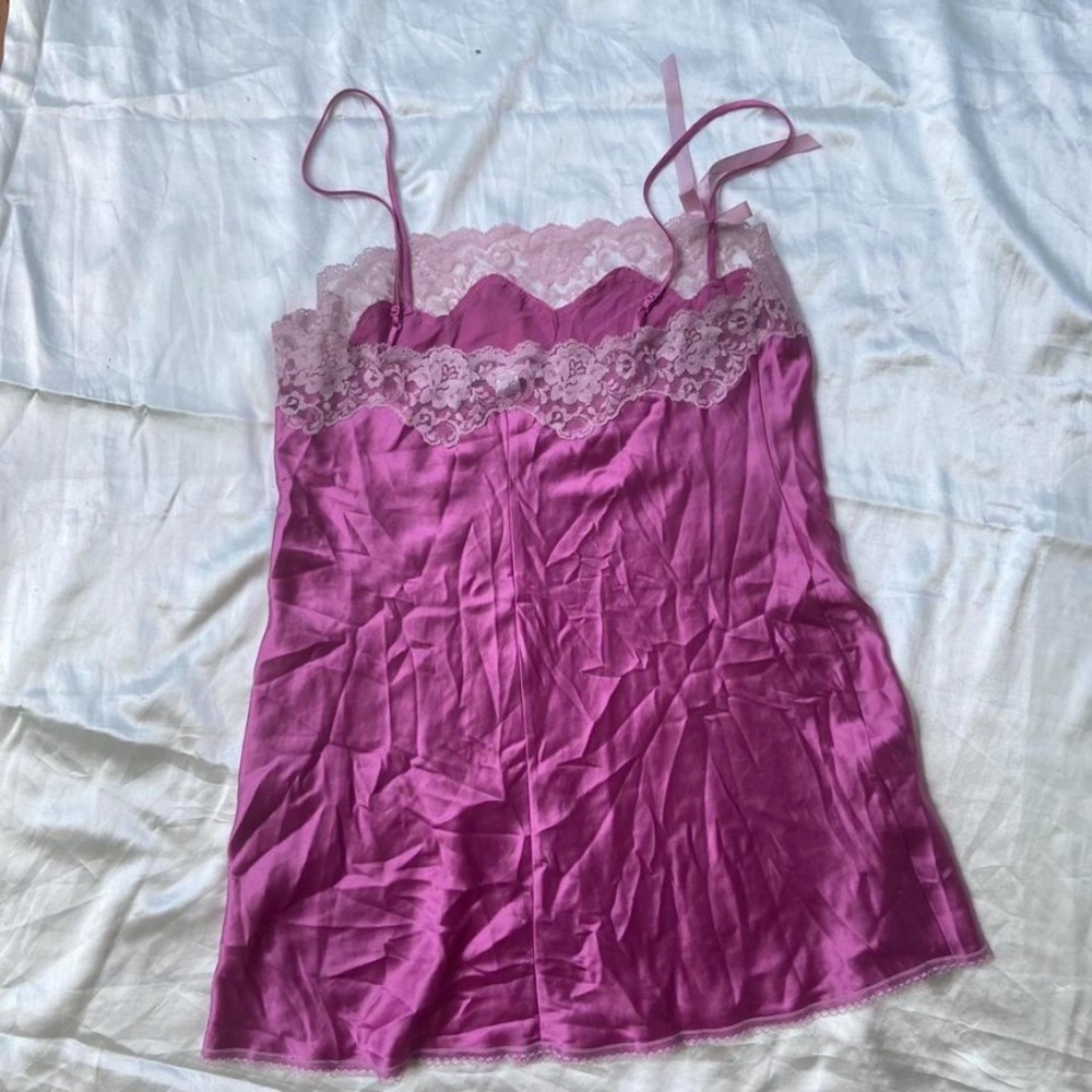 Victoria’s Secret Pink Lace Trim Chemise - Picture 2 of 7